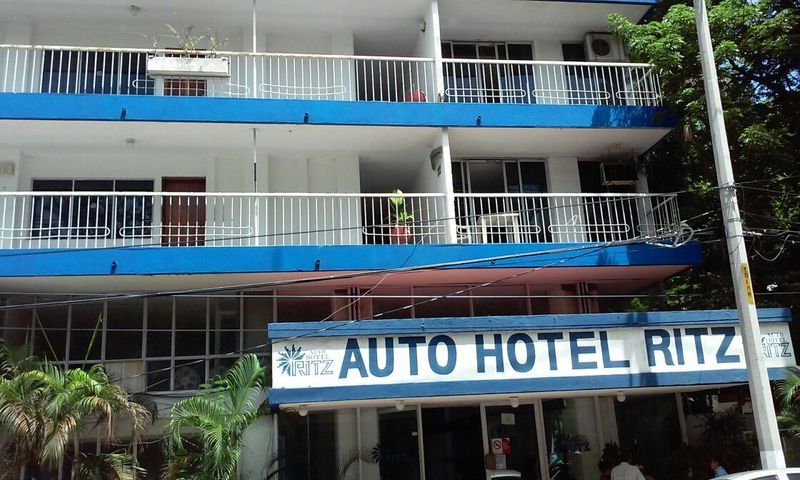 Auto Hotel Ritz Акапулько Екстер'єр фото